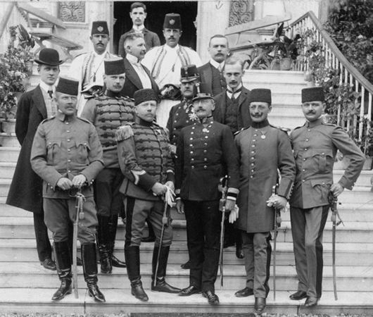 Üsküb. In the back row in civilian clothes are Wladimir Giesl and Alfred Rappaport